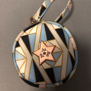 Jujube Paci Pod Pacifier Holder